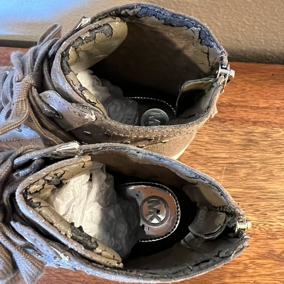 Michael Kors Suede Studded High Top 7 1/2 - Picture 6 of 8